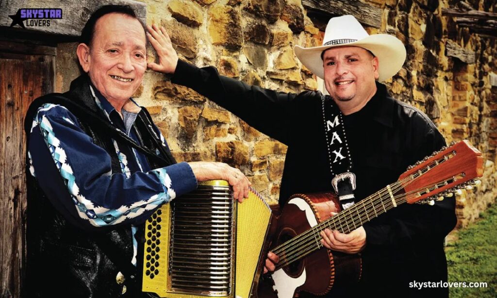 Flaco Jiménez Height, Weight and Physical Appearance